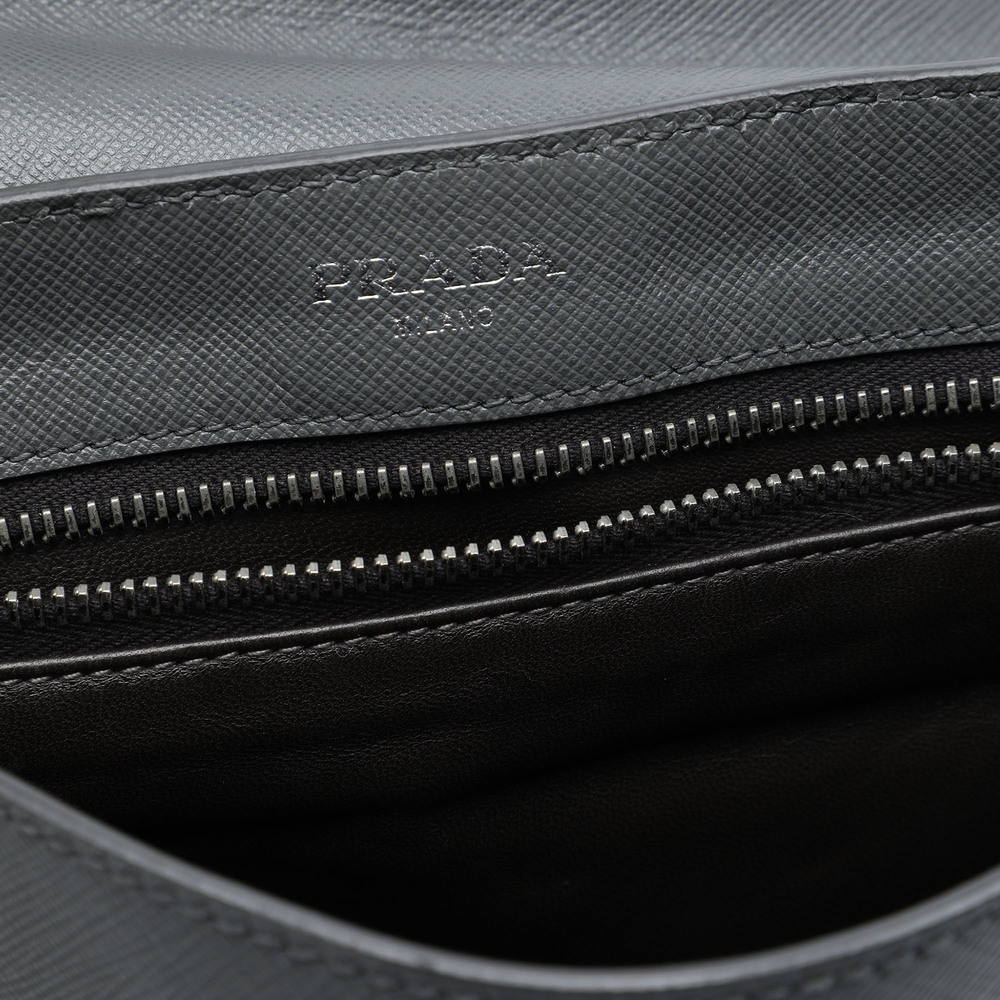 Pre-Loved Prada Saffiano Travel Messenger Bag - Picture 5 of 7
